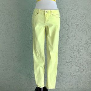 🎉2/$15🎉 Bebe Sunny Lime Skinny Jeans- Sz 29
